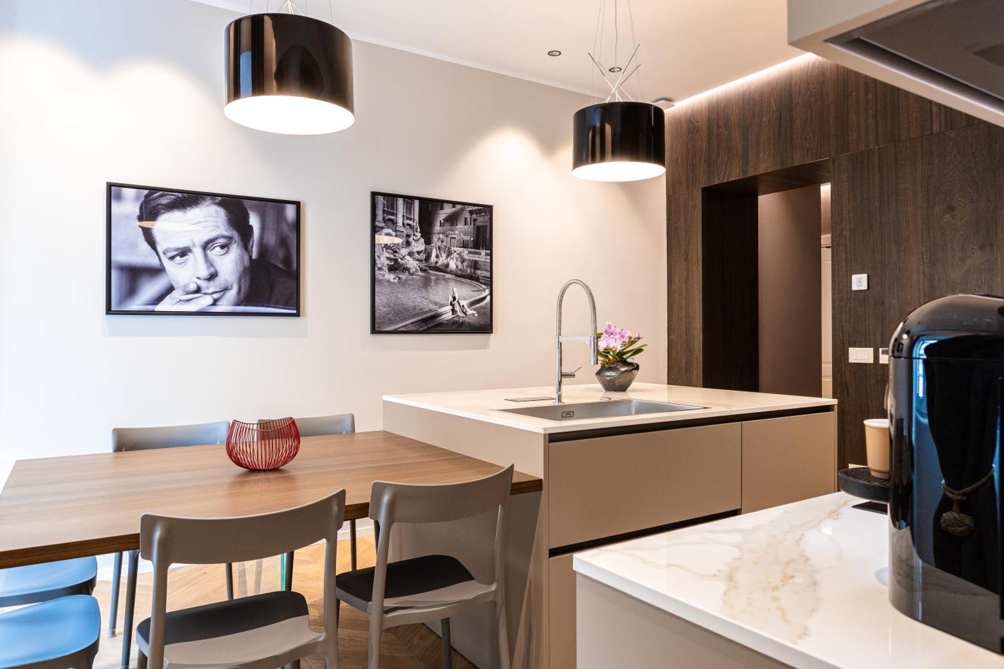 La Dolce Vita Luxury Apartment Рим Екстериор снимка
